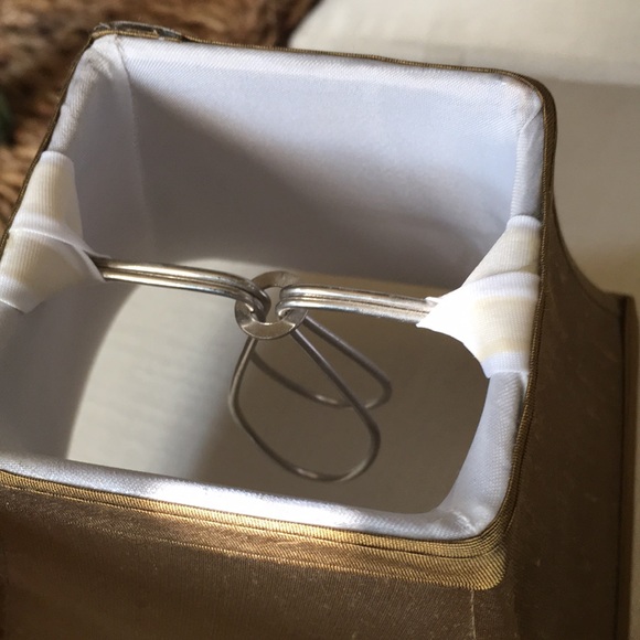 Lampshade. Set of 4. Antique gold color fabric. - Picture 3 of 4